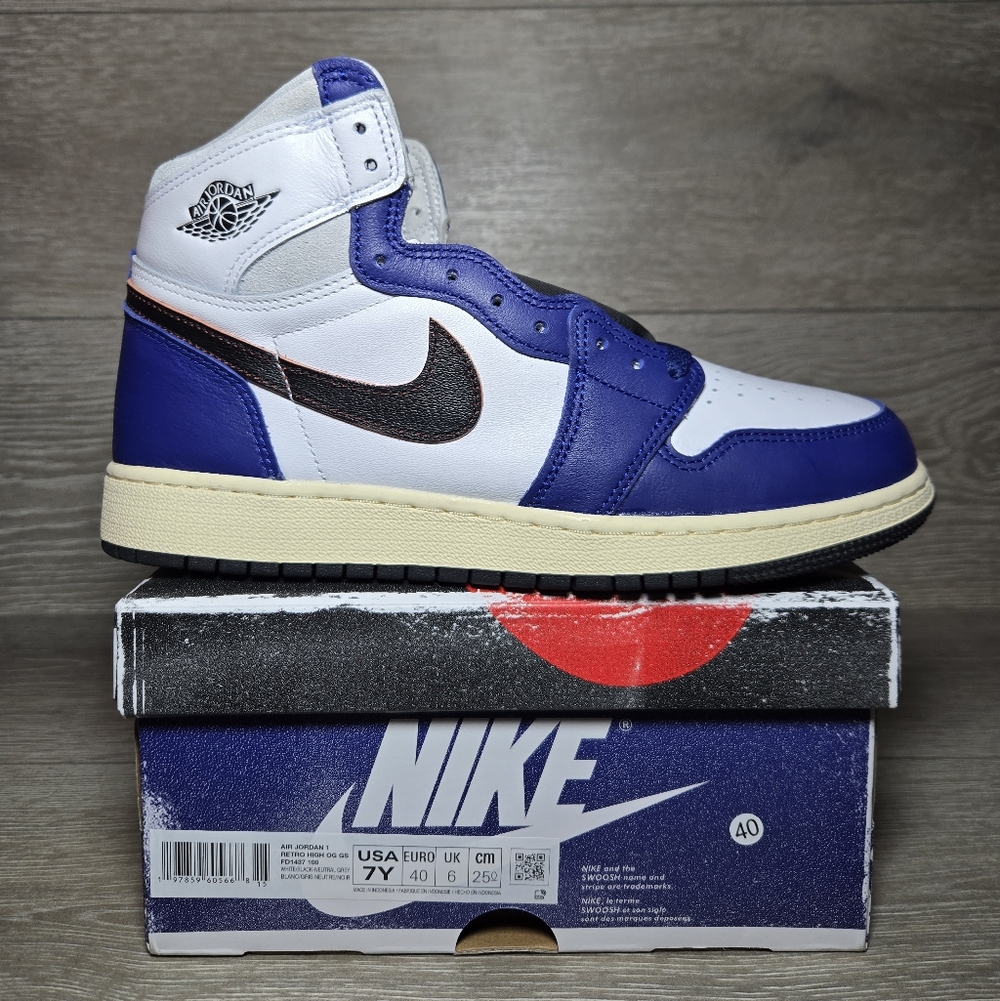 Air Jordan1 Retro High OG Rare Air (GS)  Youth Size 7 / Womens 8.5 FD1437-100